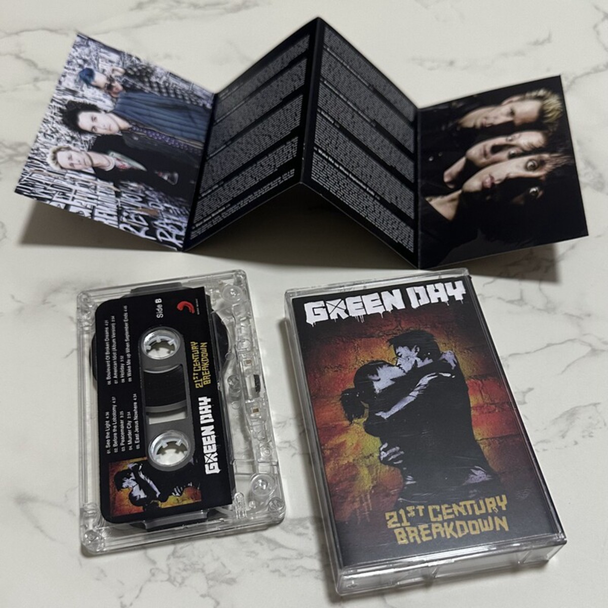 Green Day 21st Century Breakdo - đánh giá và giá Vintage And Collectible